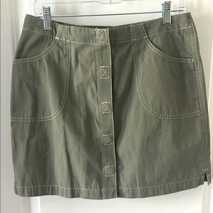 i.e.relaxed Green Khaki Skort Skirt w hidden Snap Button Front VTG NWOT SZ 10